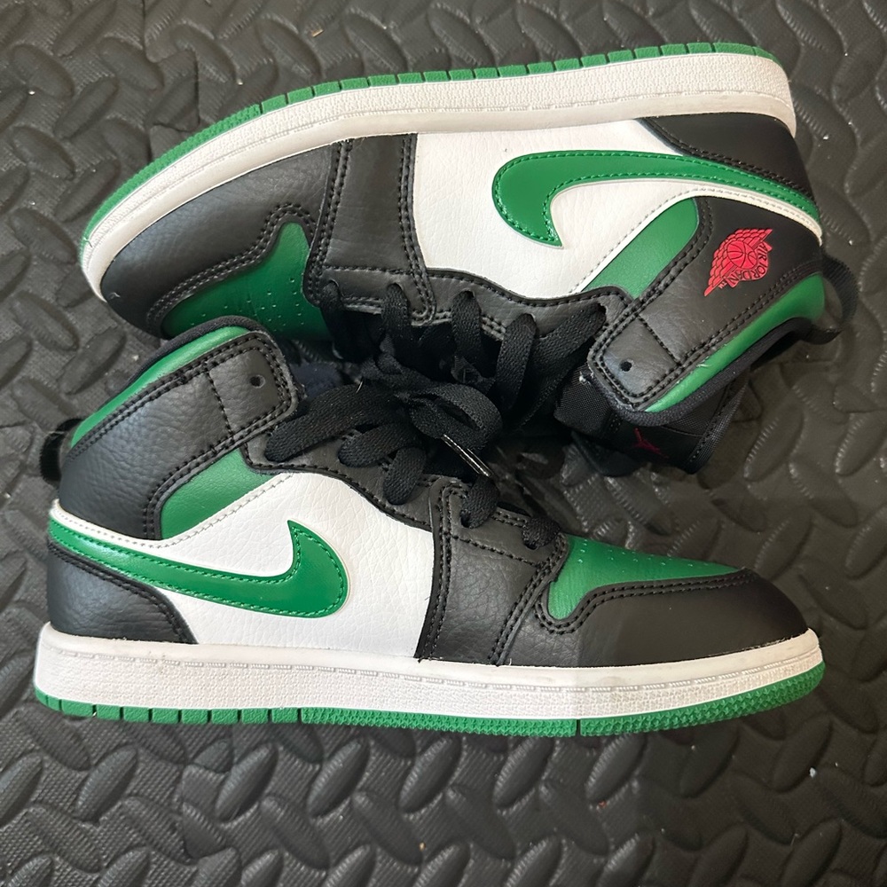 Air Jordan 1 Mid kids